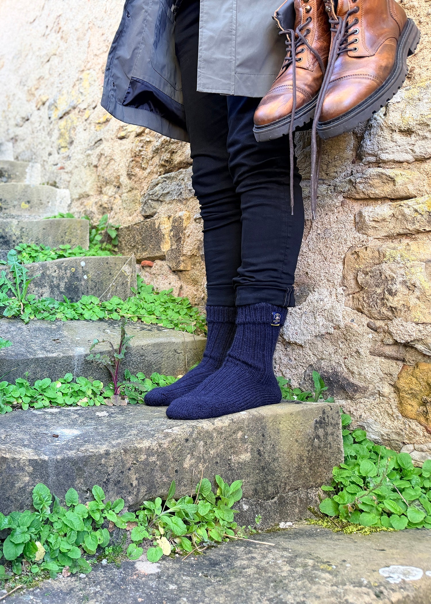 100% British Wool Boot Socks for Men & Women – Navy Blue Walking Socks