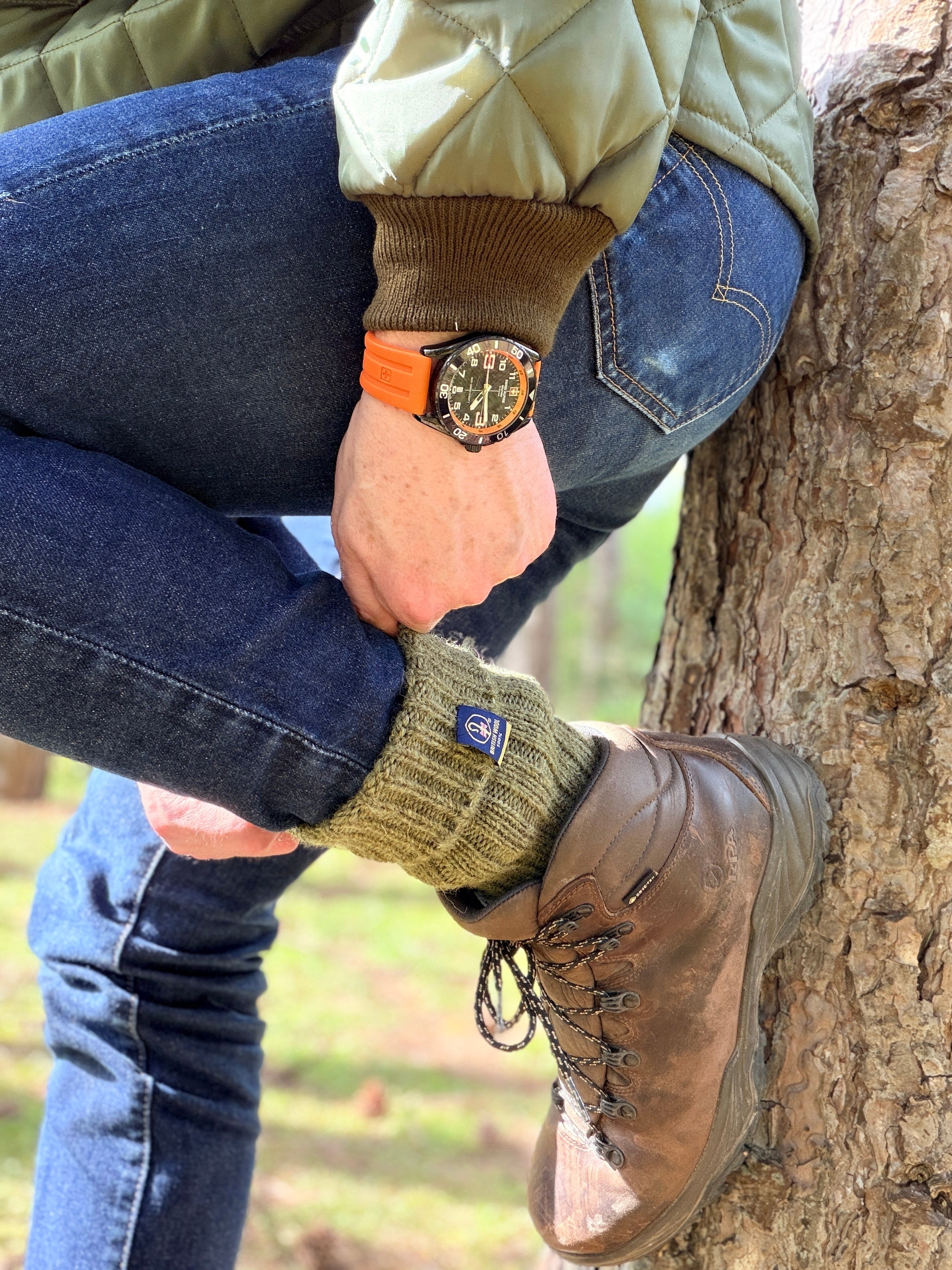 100% British Wool Boot Socks for Men & Women – Dark Apple Green Walking Socks