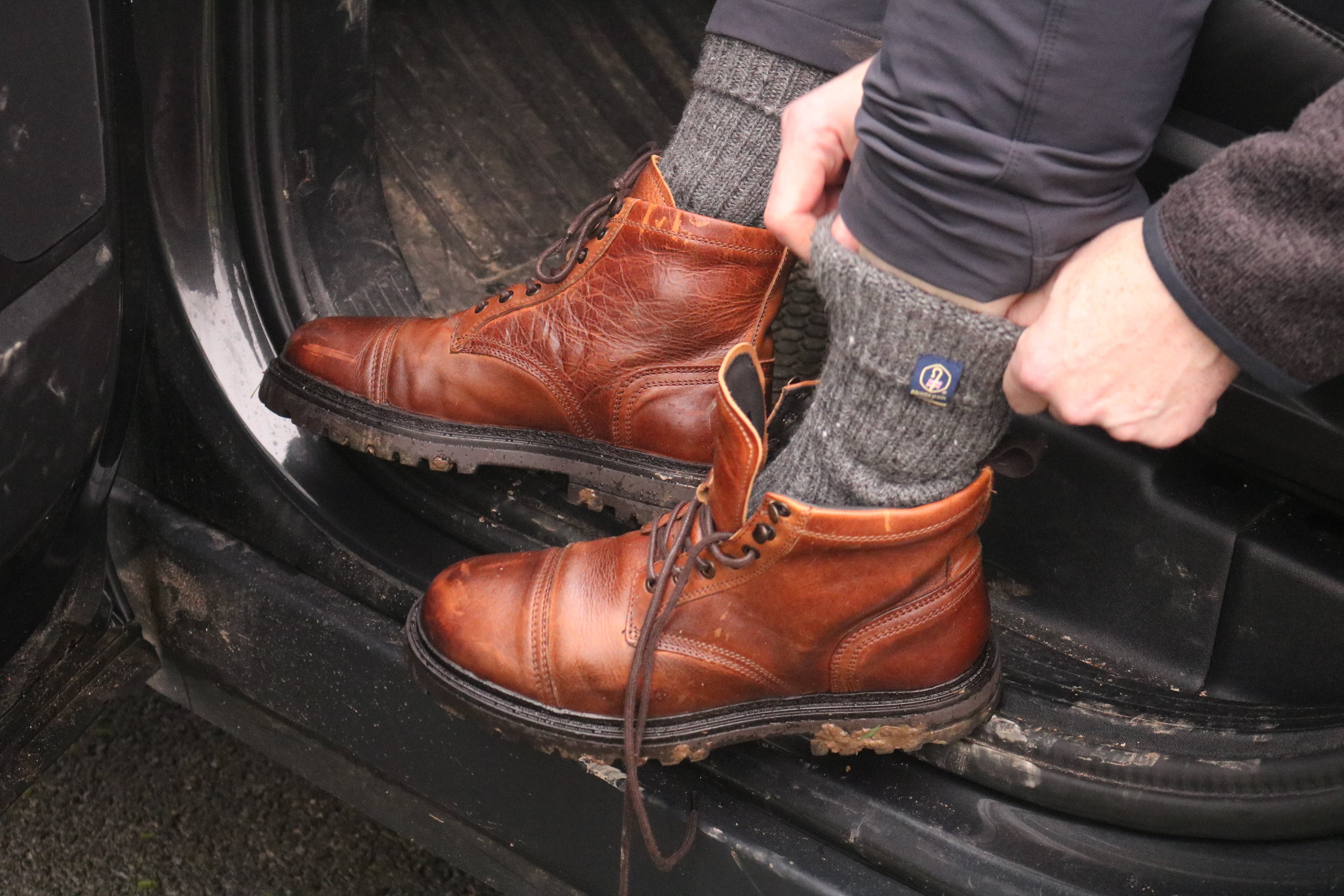 100% British Wool Boot Socks for Men & Women – Mid Grey Natural Walking Socks