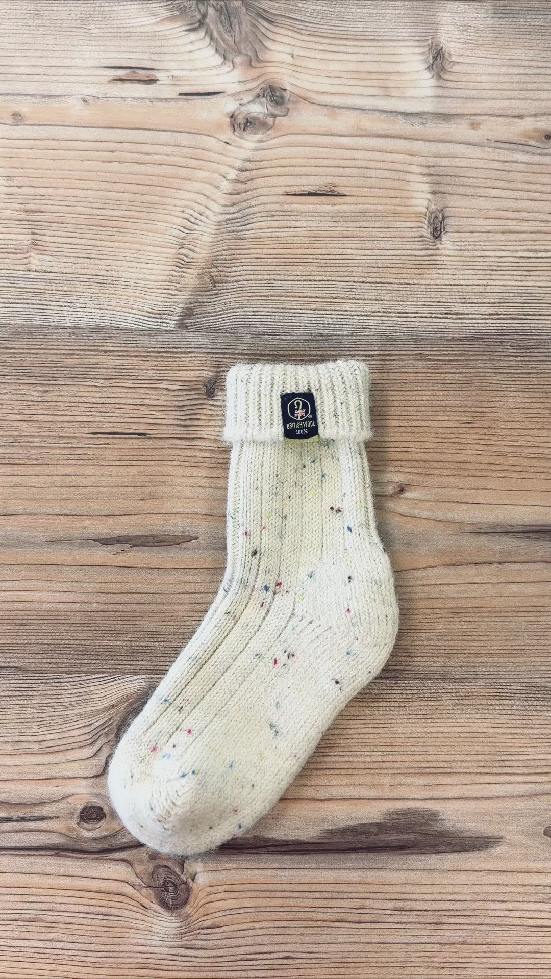 100% British Wool Boot Socks for Men & Women – Rainbow Nepp Cream Walking Socks